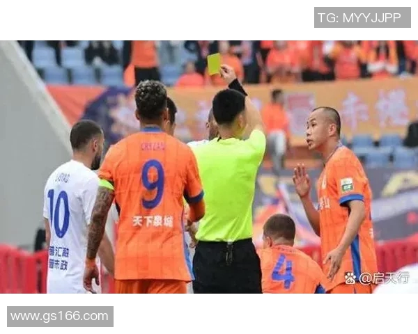 赛后分析：北京足球队与武汉足球队的战术对决与精彩瞬间回顾