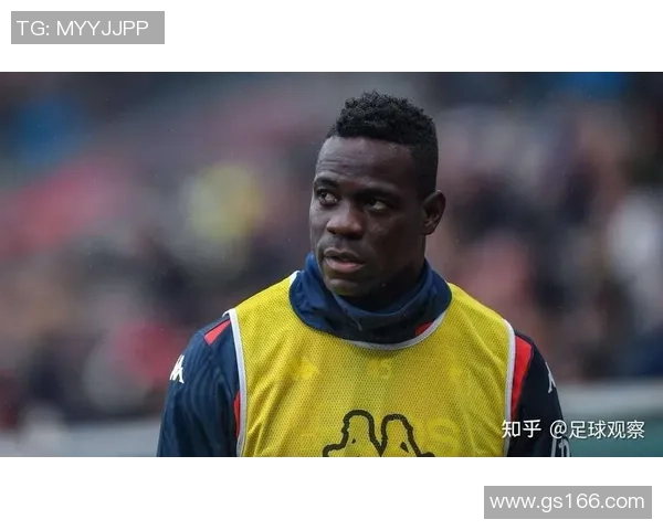 昔日足球明星如今落魄生活的真实写照与感人瞬间分享